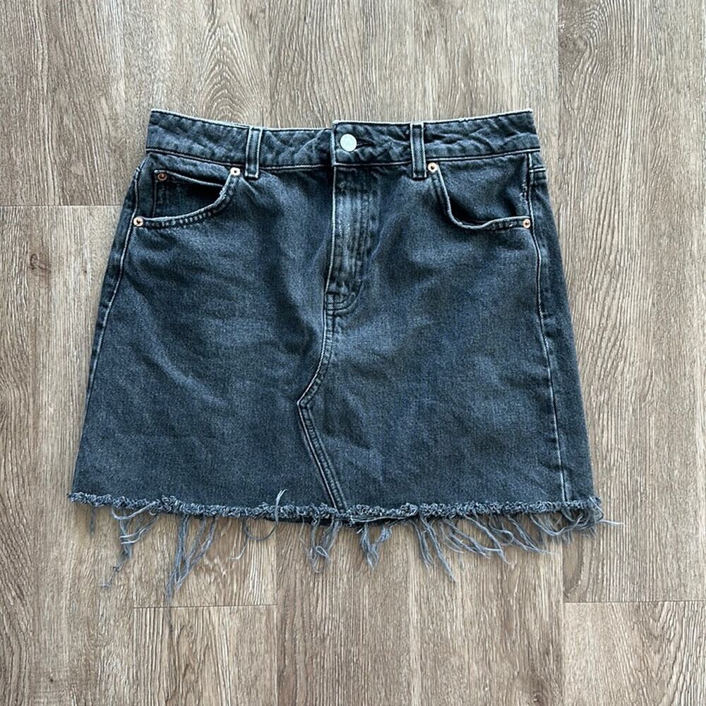 TopShop Black Denim Mini Skirt Size 8 Cotton Raw Hem